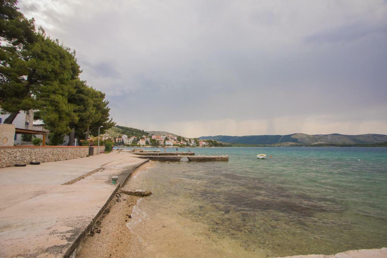 Apartment Seaside Zaboric Buitenkant foto