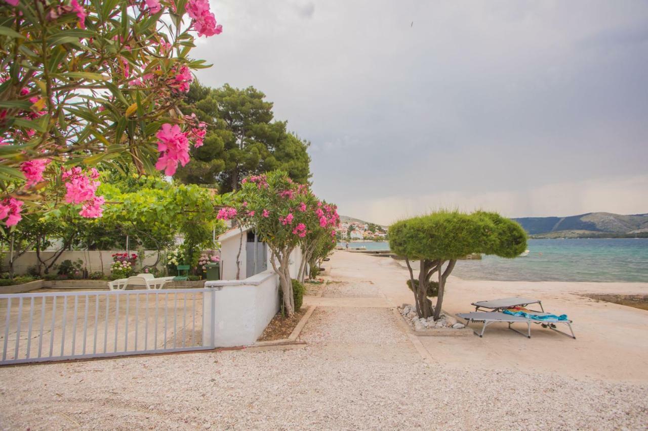Apartment Seaside Zaboric Buitenkant foto